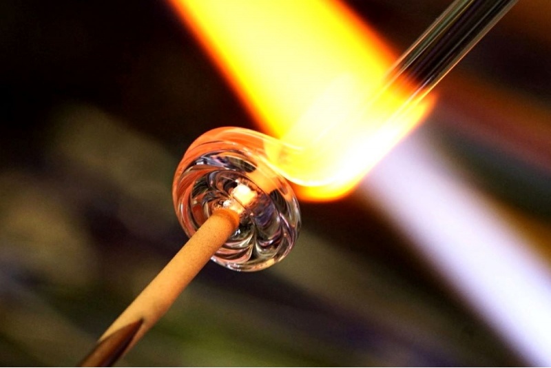 Flame Glass Studio lasihelmikurssi 2h