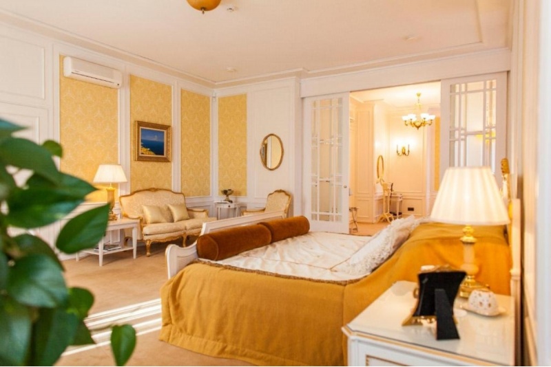 Yöpyminen Dzintara-huoneessa ja SPA-keskuksen käyttö "TB Palace Hotel & SPA"