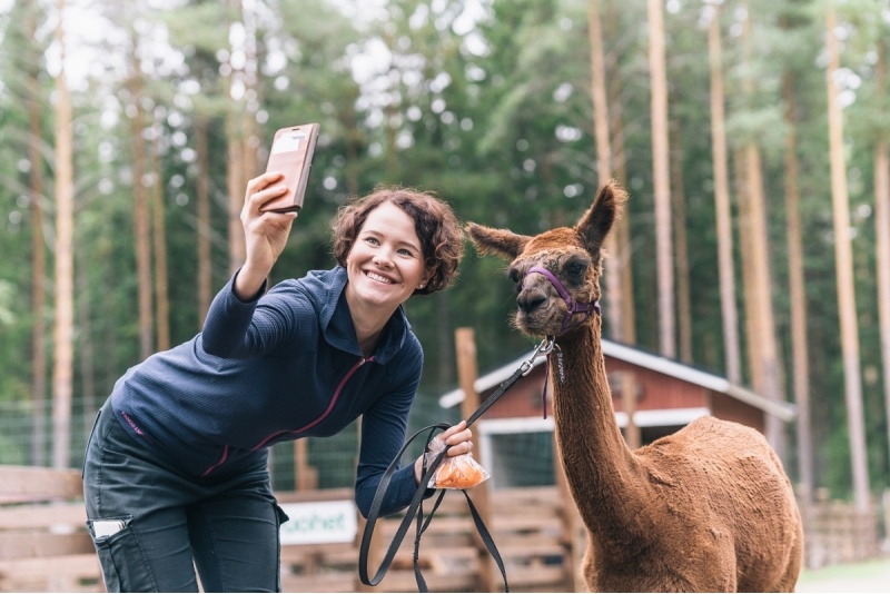 Ikimuistoinen alpakkaelämys kahdelle