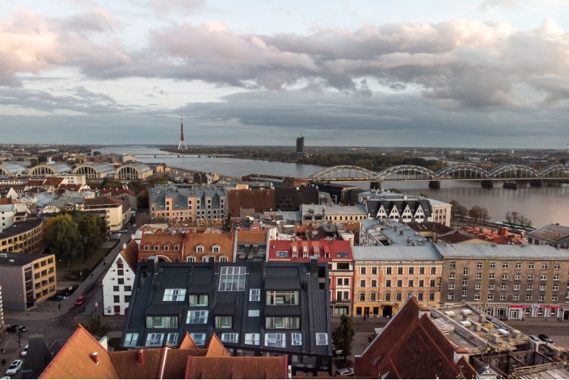 Majoitus 3 ruokalajin illallisella Vanhan Riian sydämessä – Hilton Garden Inn Riga Old Town