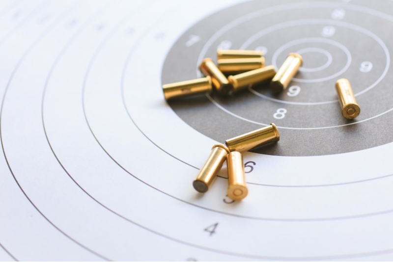 Pistooliammuntaa .22 lr ja 9mm -aseilla