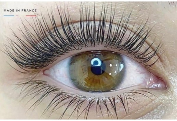 Yumi-lashes ripsien kestotaivutus+värjäys