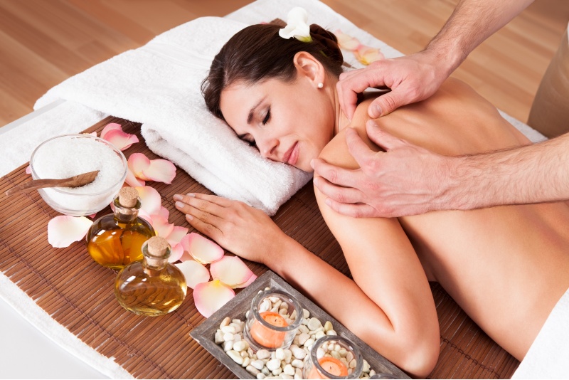 Terveellisen jalkahoidon ja Spa-kasvohoidon yhdistelmä