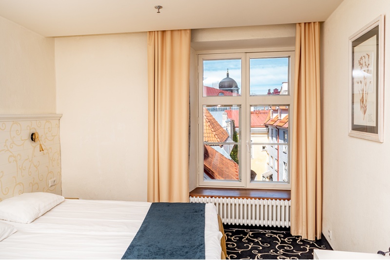Romantiikkapaketti Meriton Old Town Garden -hotellissa, Tallinna