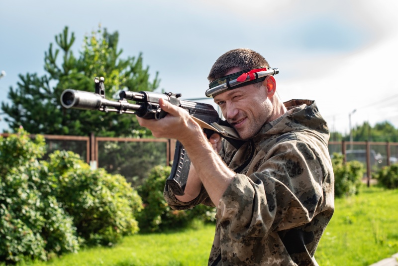 Airsoft - Maanpuolustusksellinen taistelupeli