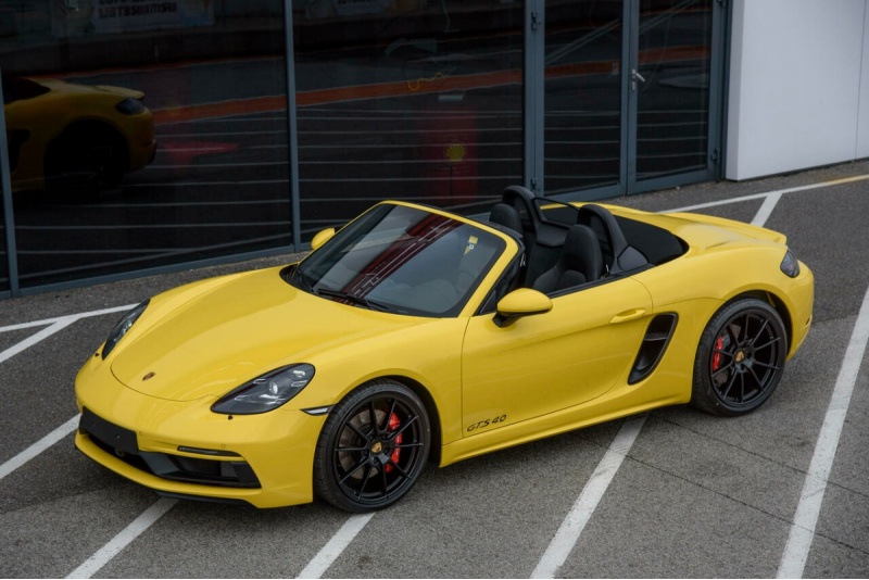 Elämysajo "5 kierrosta” Porsche 718 Boxster GTS 4.0:lla Pärnussa