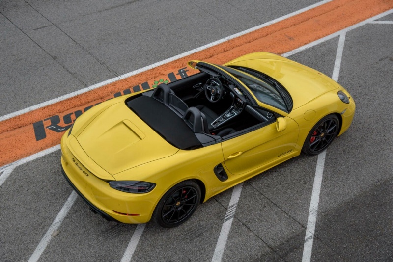 Elämysajo “3 kierrosta” Porsche 718 Boxster GTS 4.0:lla Pärnussa