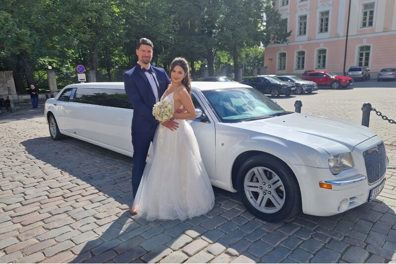 VIP-limusiinin vuokraus