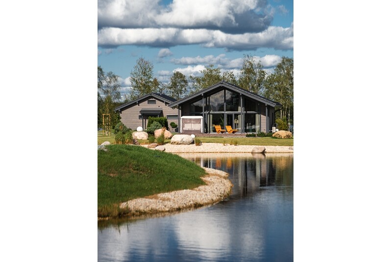 LUX-loma kahdelle "SEOVILLAGE Resort & Spa" -lomakeskuksessa, sisältäen SPA:n, aamiaisen ja romanttisen illallisen