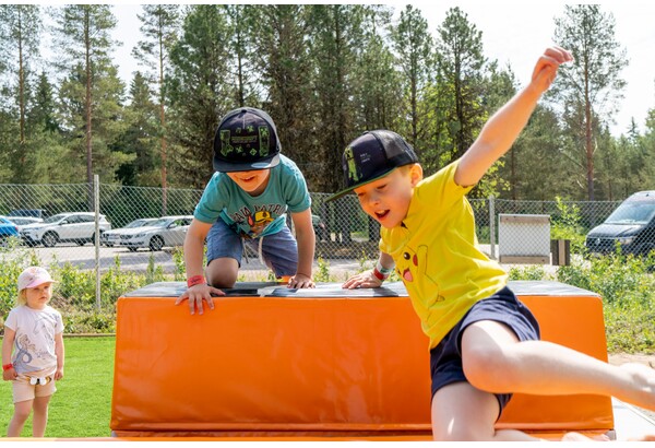 Temmellyslippu Puuhapuisto Veijariin