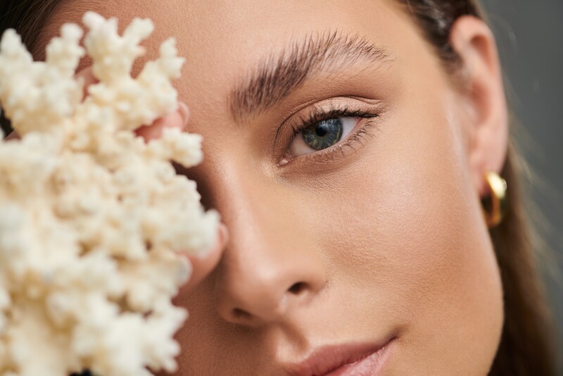 Yumi-brows kulmien laminointi+värjäys