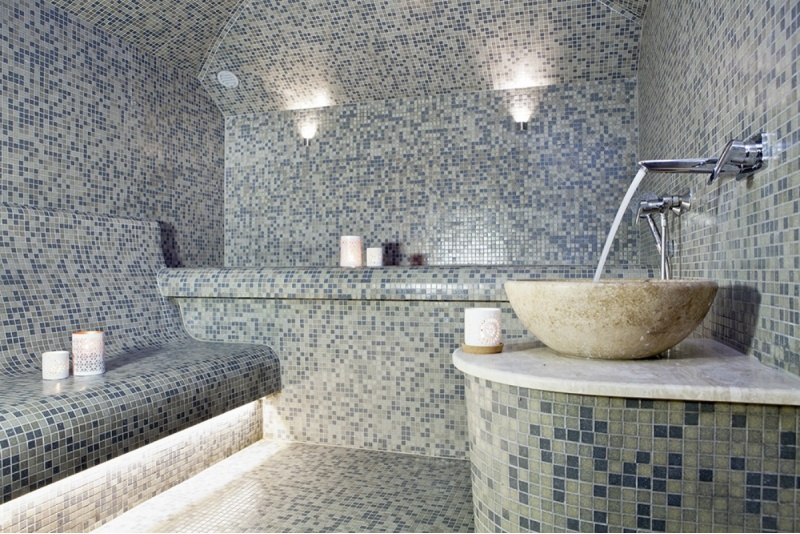 Romanttinen kylpylärituaali hänelle ja hänelle viihtyisässä "KURSHI SPA" -kylpylässä Jurmalassa