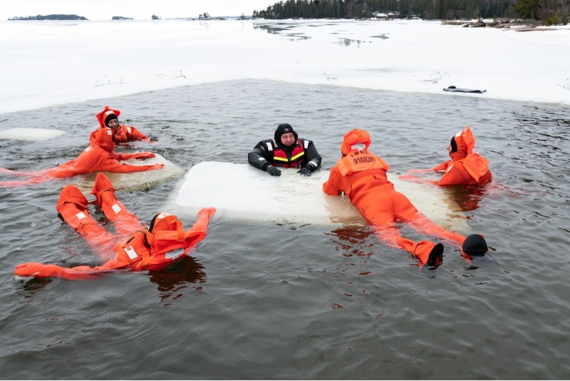 Redrib Ice Experience